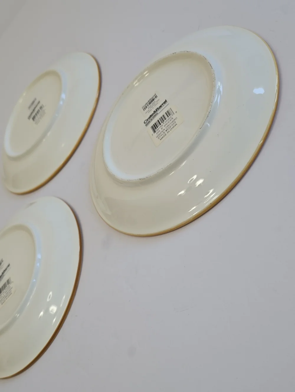 NWT Crate & Barrel Set Of 3 Winter Orchard Salad Saucer Plates 8
